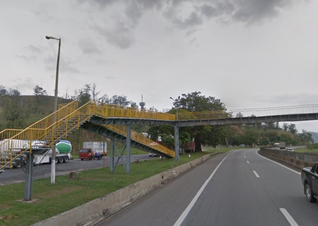 justica-determina-interdicao-de-passarela-em-aparecida-na-rodovia-presidente-dutra