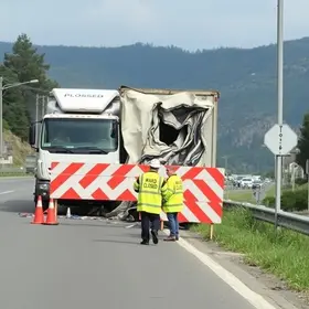 tombamento de caminhão