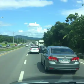 engavetamento na Dutra